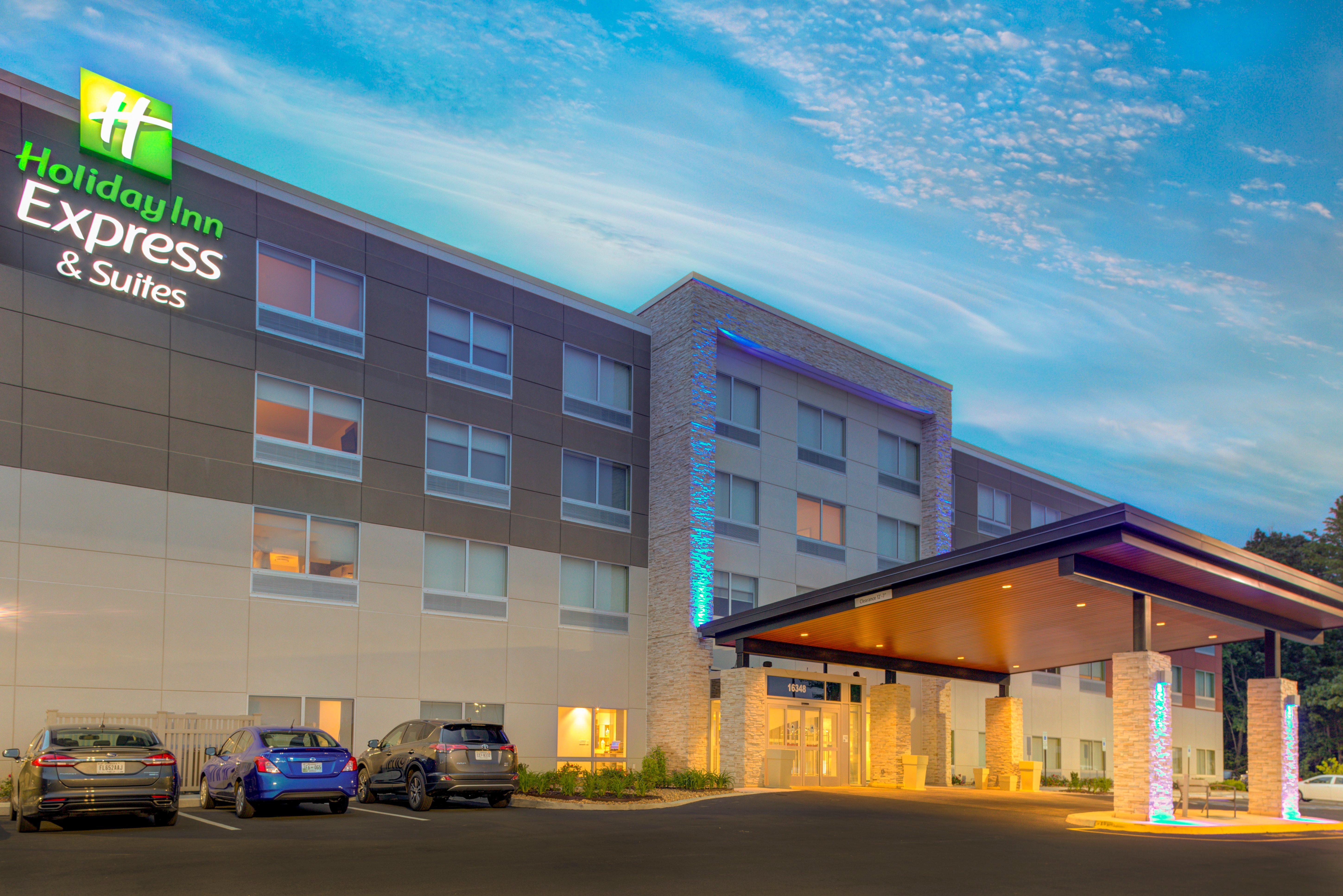 Holiday Inn Express & Suites - King George - Dahlgren By Ihg Alden Exterior foto